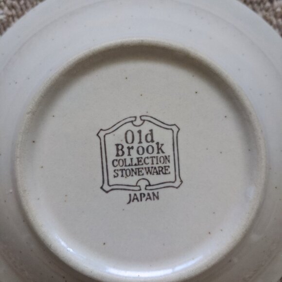 Japan Old Brook Collection Stoneware Small Soup Salad Bowl Brown Trim 5 3/4” - Picture 2 of 3